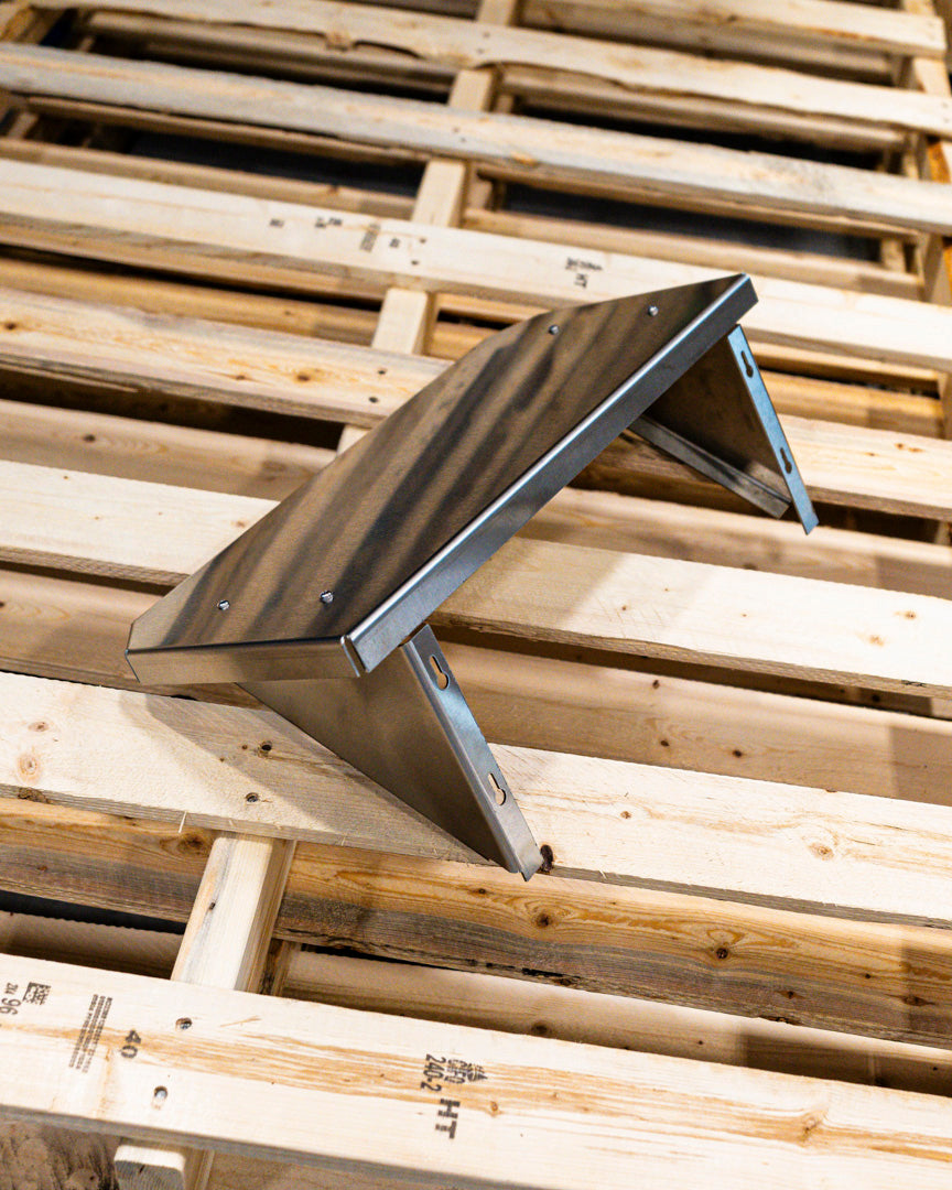 Gullys Garage Shelf 10" x 20"