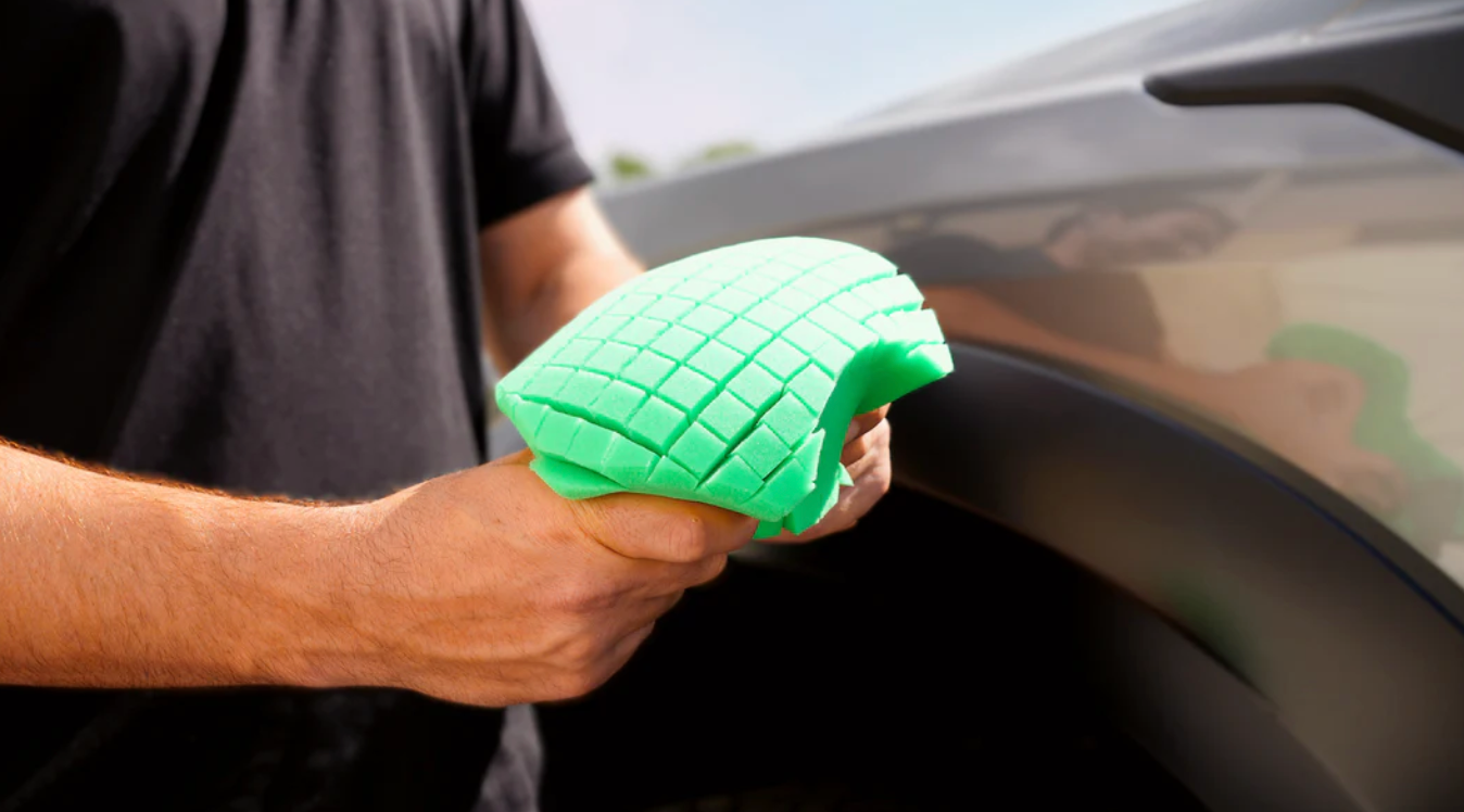 Armour Detail | Villain Wash Sponge