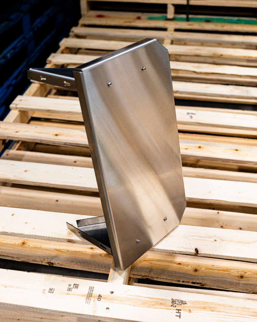 Gullys Garage Shelf 10" x 20"